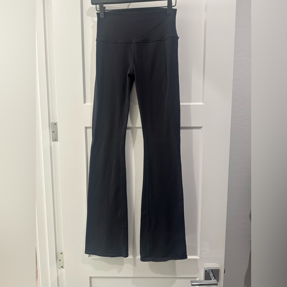 ALO Yoga Black Leggings